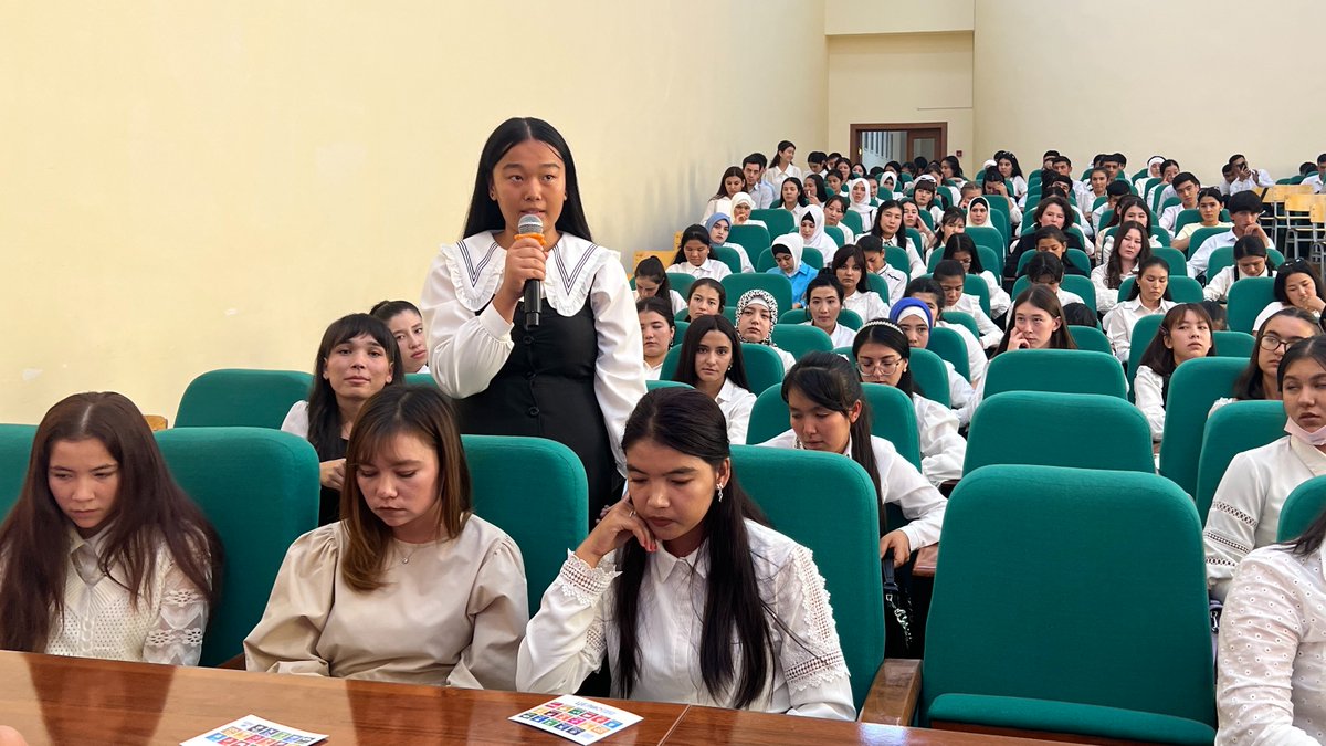 un_uzbekistan's tweet photo. Engaging dialogue on the #GlobalGoals as part of our #SDGTalks in run-up to SDG Summit with students of 🇺🇿Tashkent Chemical-Technological Institute. 

Great to know about projects &amp; the work of students to achieve environmentally friendly production &amp; responsible consumption. https://t.co/gGor9YJKqb