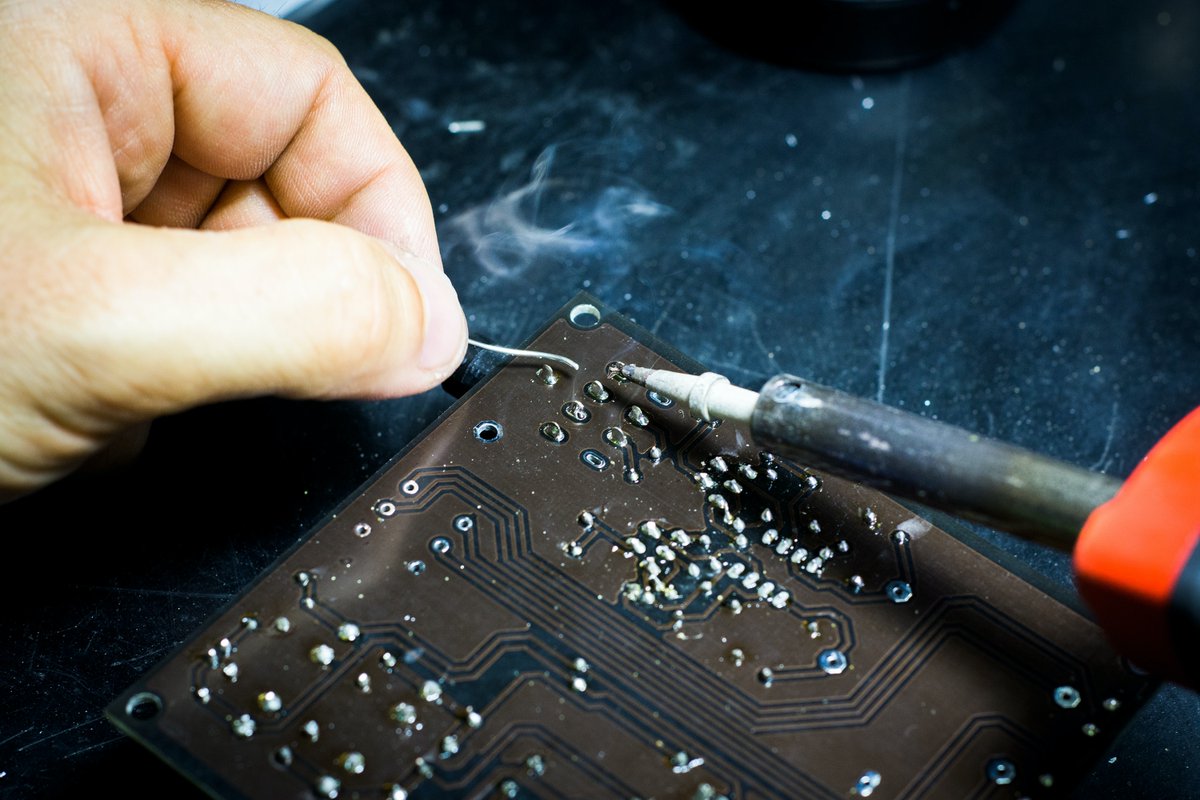 Circuits_eu's tweet photo. Have a look on a systematic literature review about printed circuit boards, written in cooperation with the lead partner in Circ-Uits project, Polimi's co-workers:
https://t.co/LBiQtCcqq2

#Circuitsproject
#HorizonEU https://t.co/daI8yiyenj