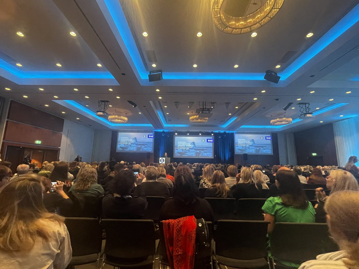 Kelly_Bracewell's tweet photo. Great start to #ECDV2023

Opening talk from @katrinjak, Prime Minister of Iceland: 850 delegates, 265 presentations, symposia, workshops and posters. Lots to learn and share.

Lucky to be here with such awesome colleagues in #Reykjavik 

*Photo of some of the @ConnectUCLan team https://t.co/uWog0tbdbp