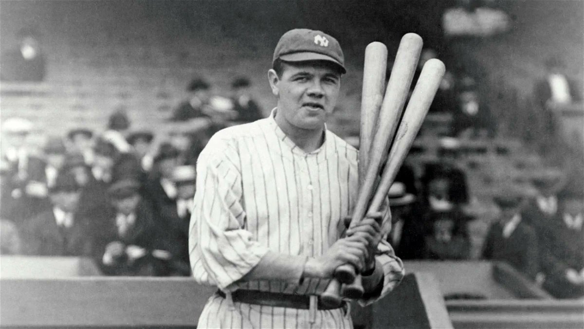⚾ Babe Ruth, the baseball legend, wore a cabbage leaf under his cap to keep cool during games. 
He'd change it every two innings. 

Talk about a fresh approach to beating the heat!