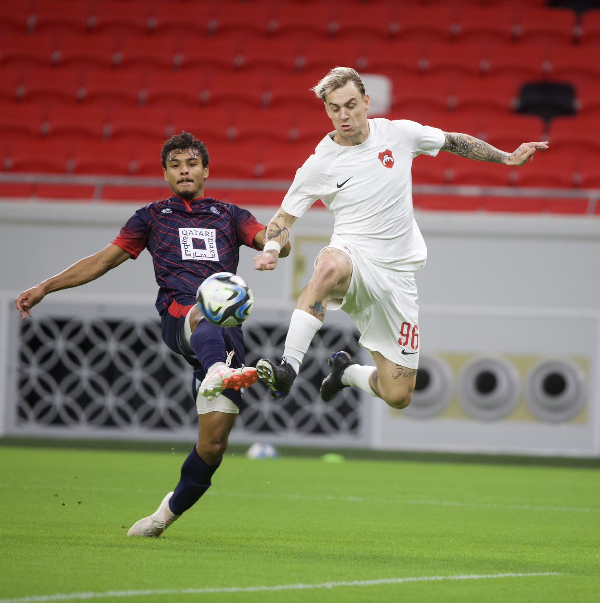 dabbous1's tweet photo. #alrayyan #doha #qatar #soccer #photo https://t.co/f3Oz9zO5We