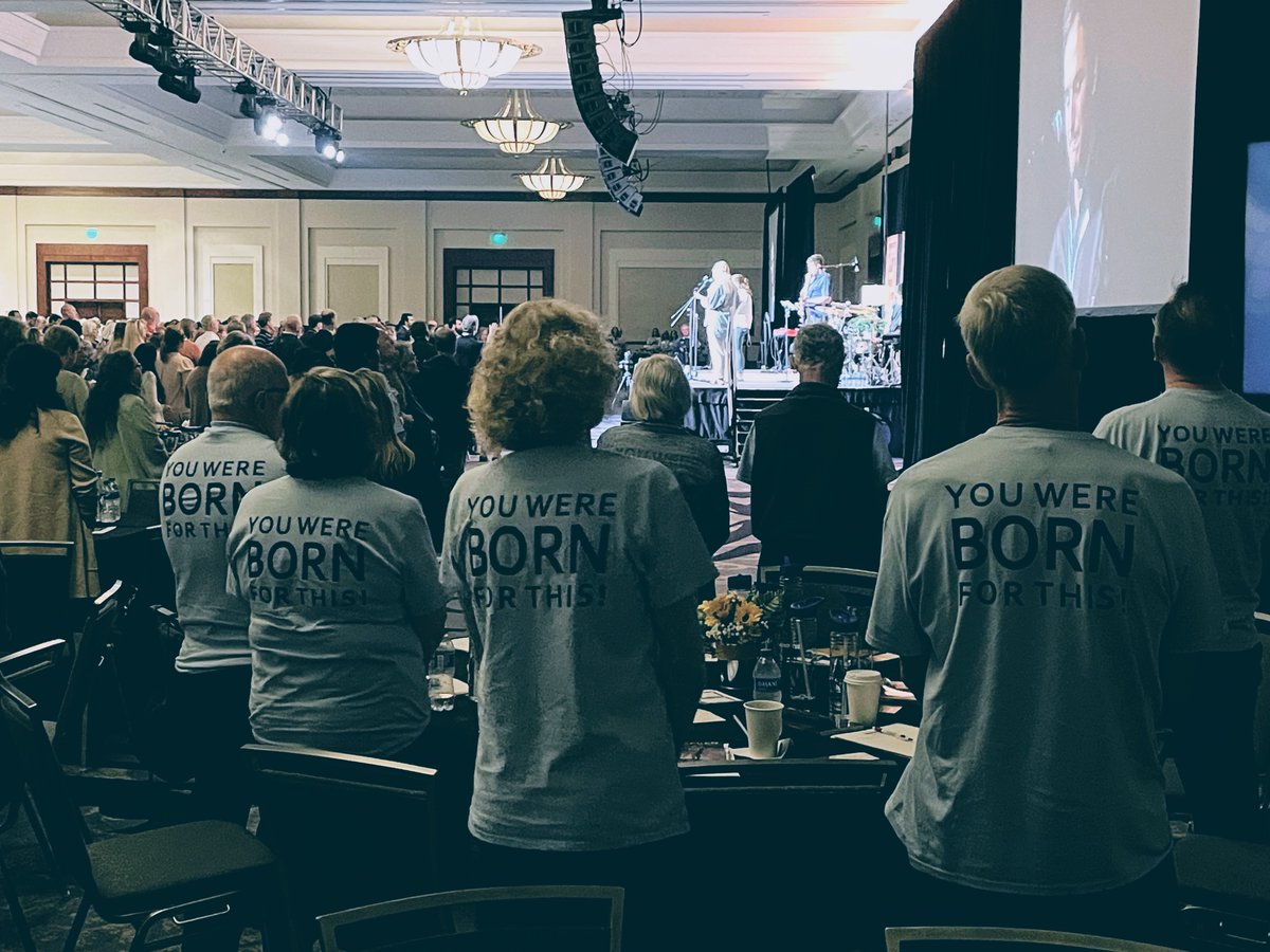 georgiabulletin's tweet image. Some 1,260 men and women from over 70 parishes attended Saturday's sold-out Rescue Atlanta revival.  Father John Riccardo shared the Gospel message and encouraged believers to be "mobilized for mission." 
Go do great things - that's the invitation, said Father Riccardo. #archatl