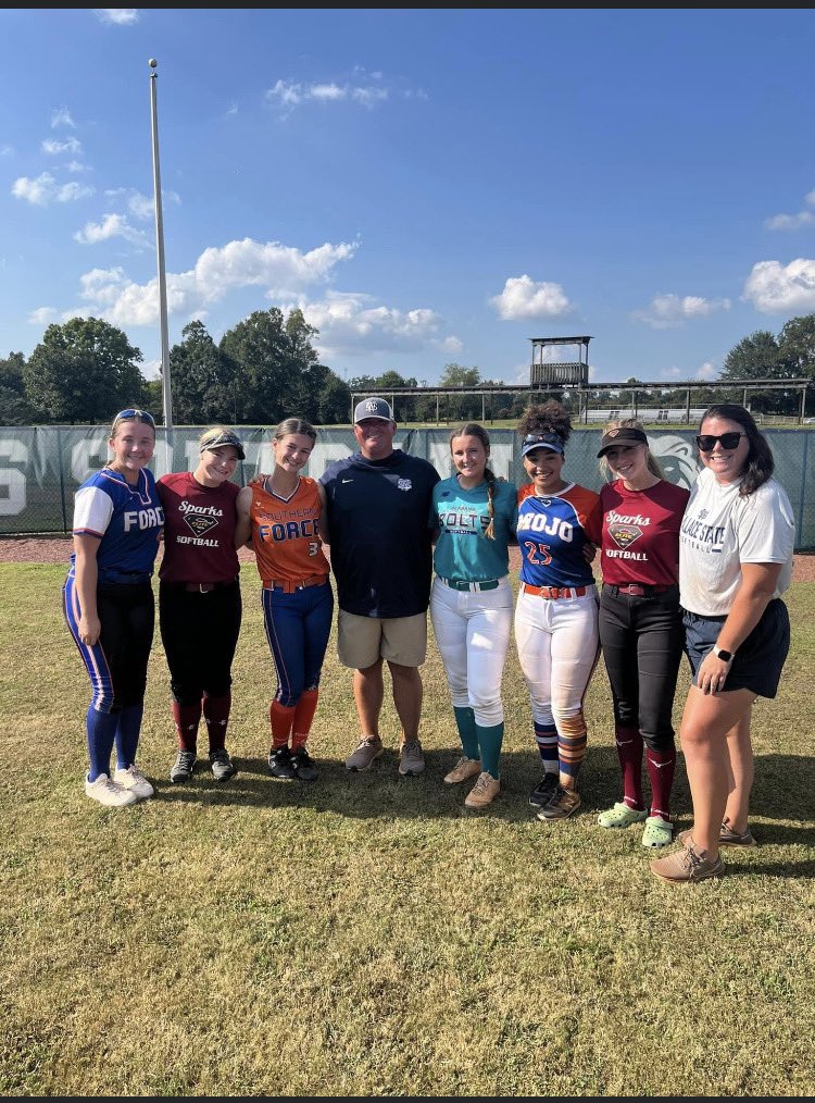 Chloe St.Clair tweet media