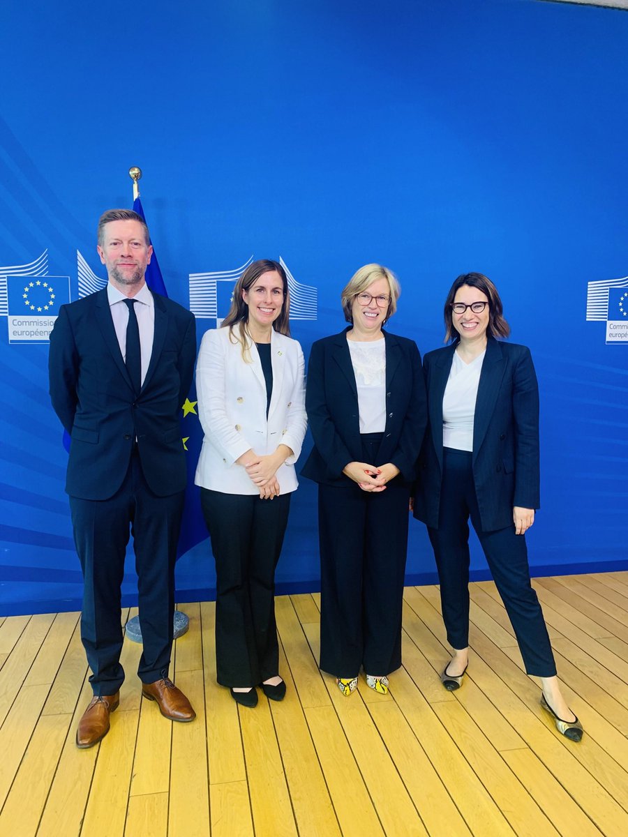 Today <a href="/Europol/">Europol</a> published its inaugural threat assessment on financial and economic crimes. Big thanks to EC spokeswoman on home affairs Anitta M. Hipper for chairing the press point with Executive Director DeBolle at Berlaymont. europol.europa.eu/media-press/ne…