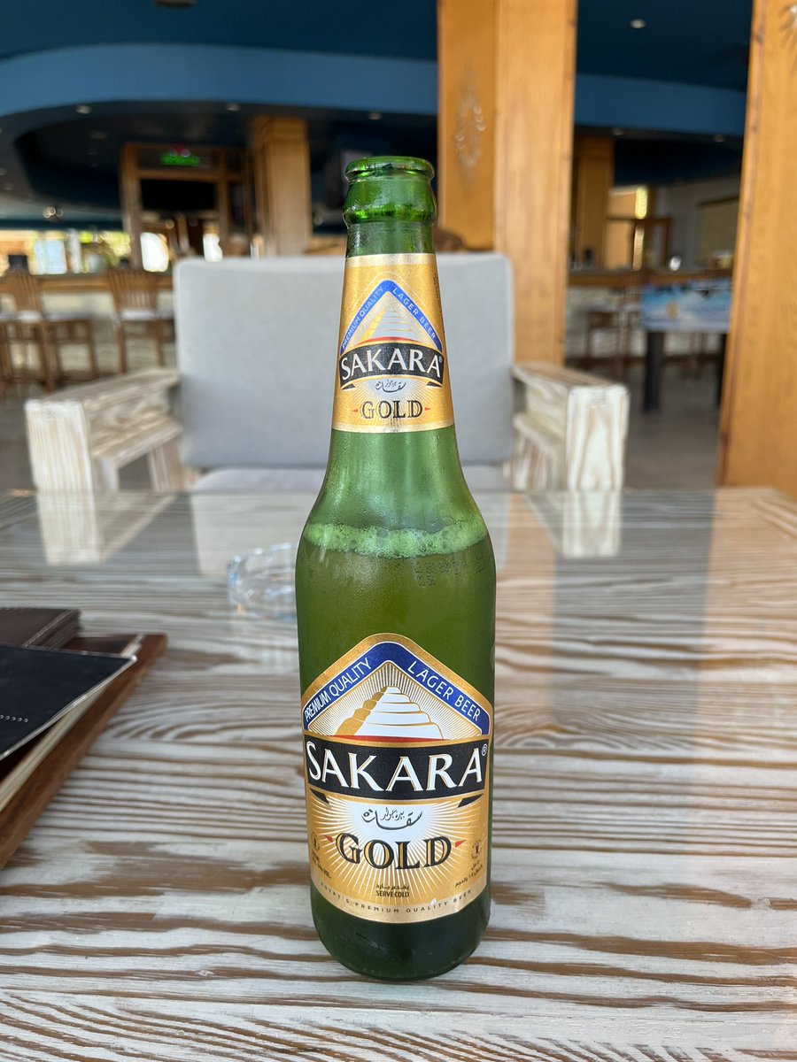 kevinmurraygolf's tweet photo. Not a great beer drinker but this little number here @SomaBayRedSea breakers bar is nectar. #whonew #lovegolf #kevinmurraygolfphotography #GolfArt #banditgolfproductions #adventuresingolf #golfmonthly #itsallaboutthelight #somabay https://t.co/7XjHh12TQK