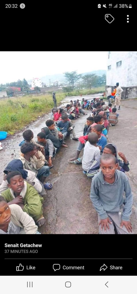 dagmawi_belay's tweet photo. አቶ አዝመራ አንደም ይባላል:: የአስቸኳይ ጊዜ አዋጁን አፈፃፀም እንዲመረምር የተቋቋመው ኮሚቴ ሰብሳቢ ነው:: በማጎሪያ ያሉት እስረኞች በጥሩ ሁኔታ ይገኛሉ ብሎ መግለጫ ሰጥቷል:: ይህ ወንጀል ይመዝገብ!! 

ትልቅ ዋጋ ያስከፍልሀል:: https://t.co/hScSfytvr5