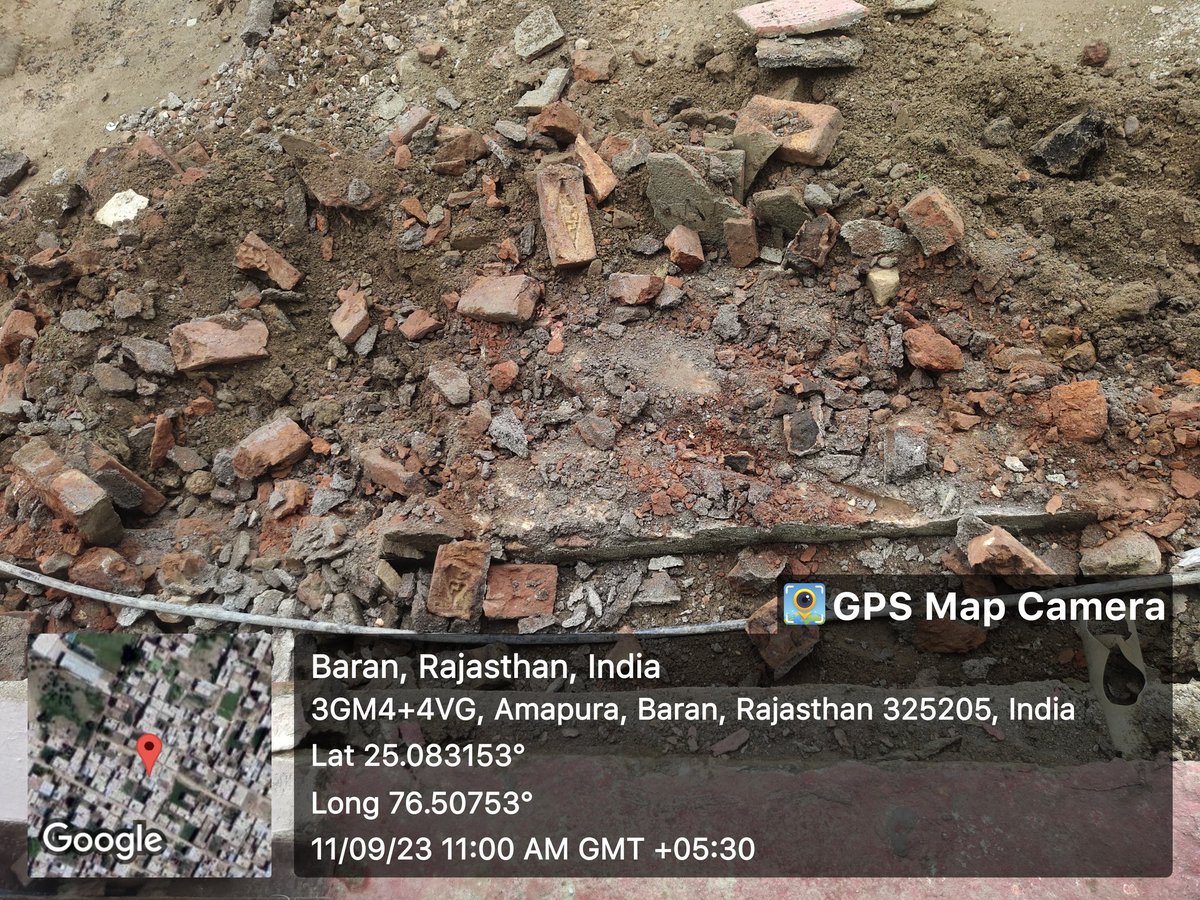 kush_kHus's tweet photo. This is the kind of Urban infra development , Construction of road carriageway and storm water drainage without the facility of Sewerage in densely populated Housing board Colony , Baran, Rajasthan. All the householders are just doing away with Soakpits/Sceptic Tank. @CMRajasthan https://t.co/pCCKPwI59i
