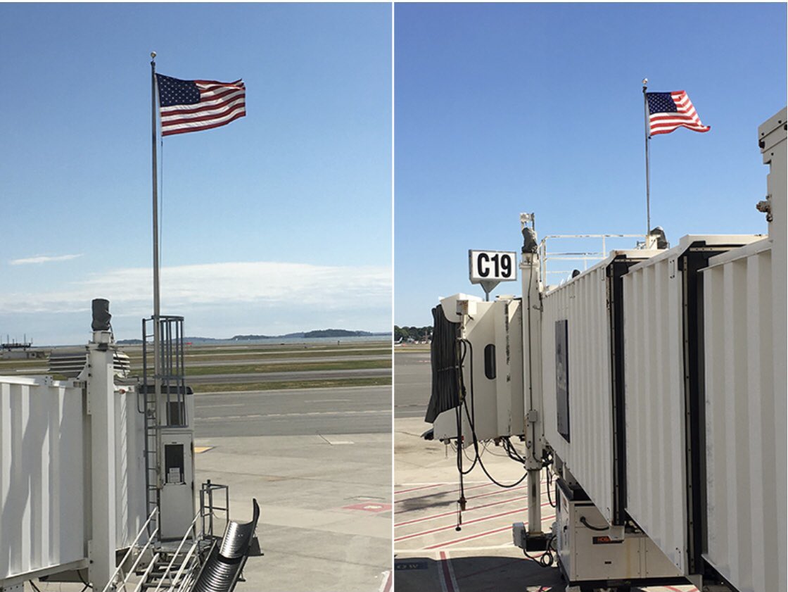 Es 11 de Septiembre.
Aeropuerto de Boston Logan.
-Terminal B. Puerta 32: Vuelo 11 de American Airlines.
-Terminal C. Puerta 19: Vuelo 175 de United.
En ambos fingers ondea la bandera americana como homenaje silencioso a las víctimas.
#11septembre2001 
#NeverForget