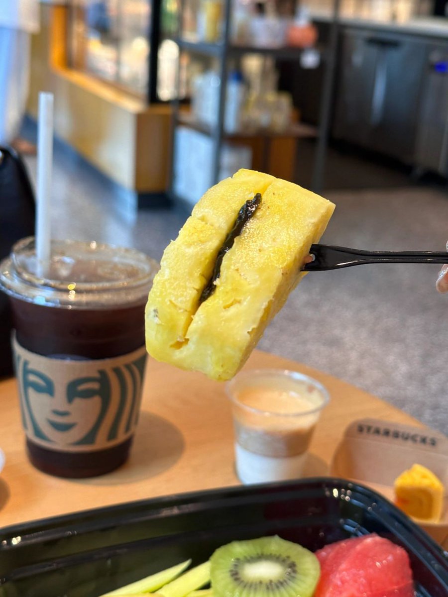 Image_Clan's tweet image. People who love to eat are always the best people😎