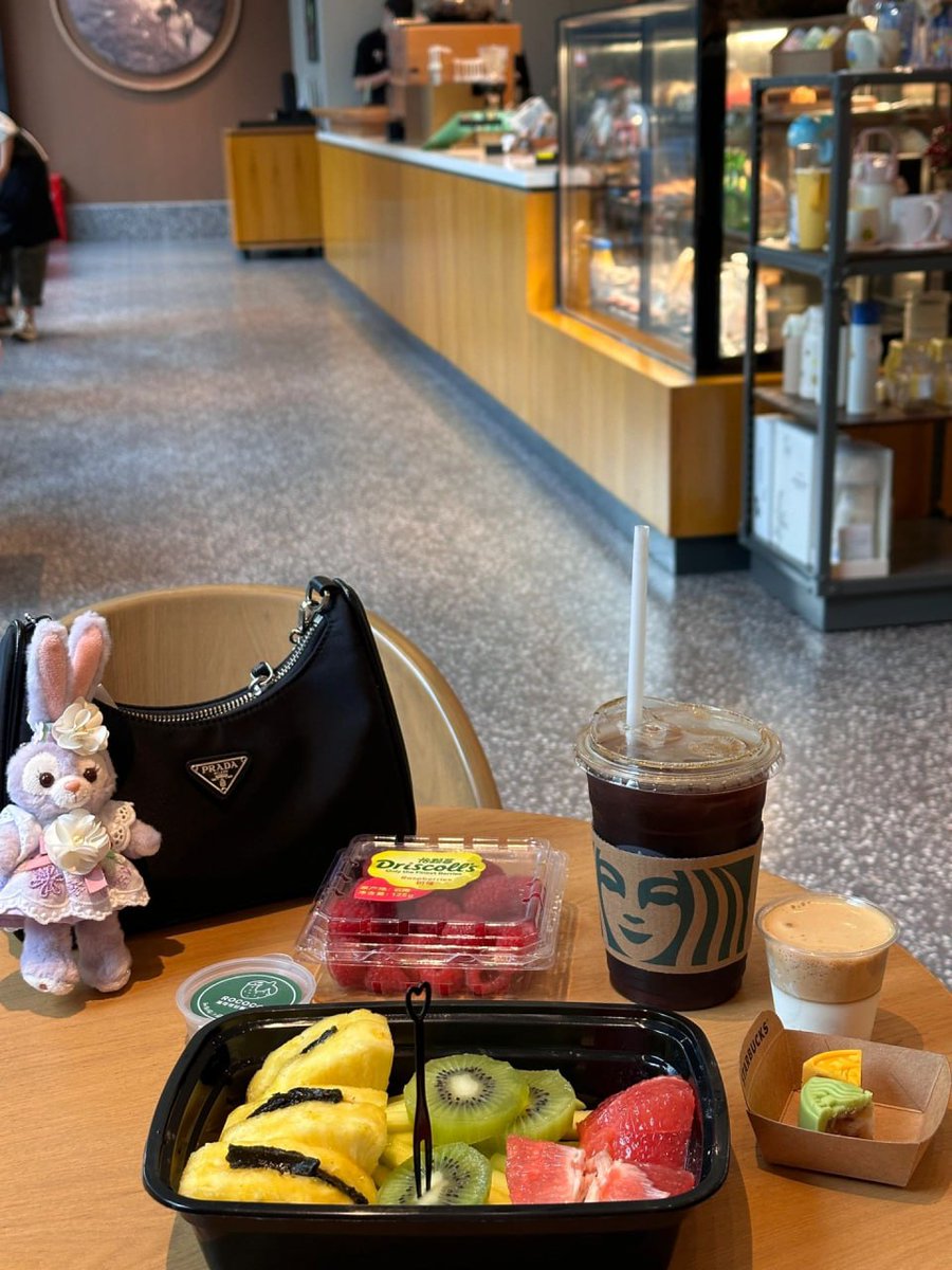Siska_ang96's tweet photo. People who love to eat are always the best people😎 https://t.co/agCVXfphds