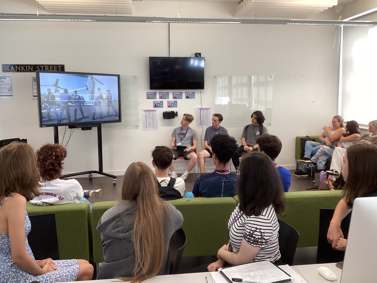 HCJournalism's tweet photo. A big welcome back to our Media Year 2 students; already working hard towards their #ual  Extended Diploma in Creative Media Production &amp; Technology @HarlowCollege https://t.co/OzxSURONDj