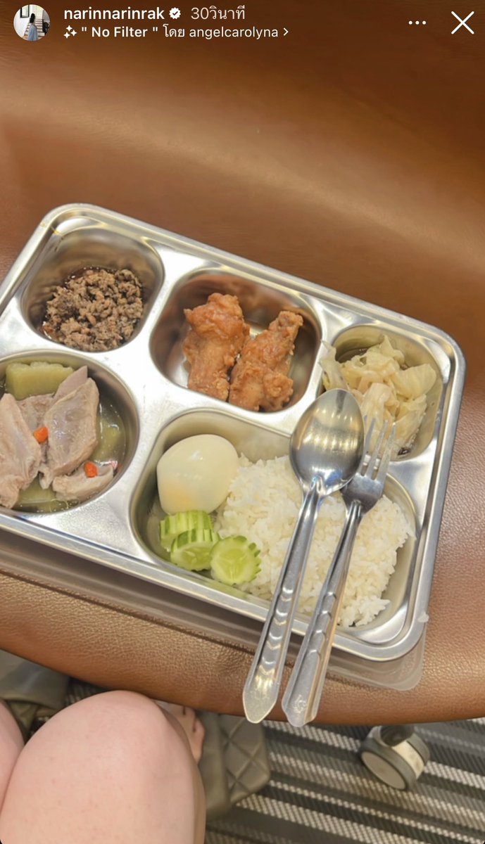 NNoonim's tweet photo. ฮืออออ คุณเค้ายังทำงานอยู่😭😭 ทำงานหนักจริงๆ สู้ๆน้า กินเยอะๆ รักกกกก❤️❤️❤️❤️ #มุกดานรินทร์รักษ์ https://t.co/nNRRleUc61