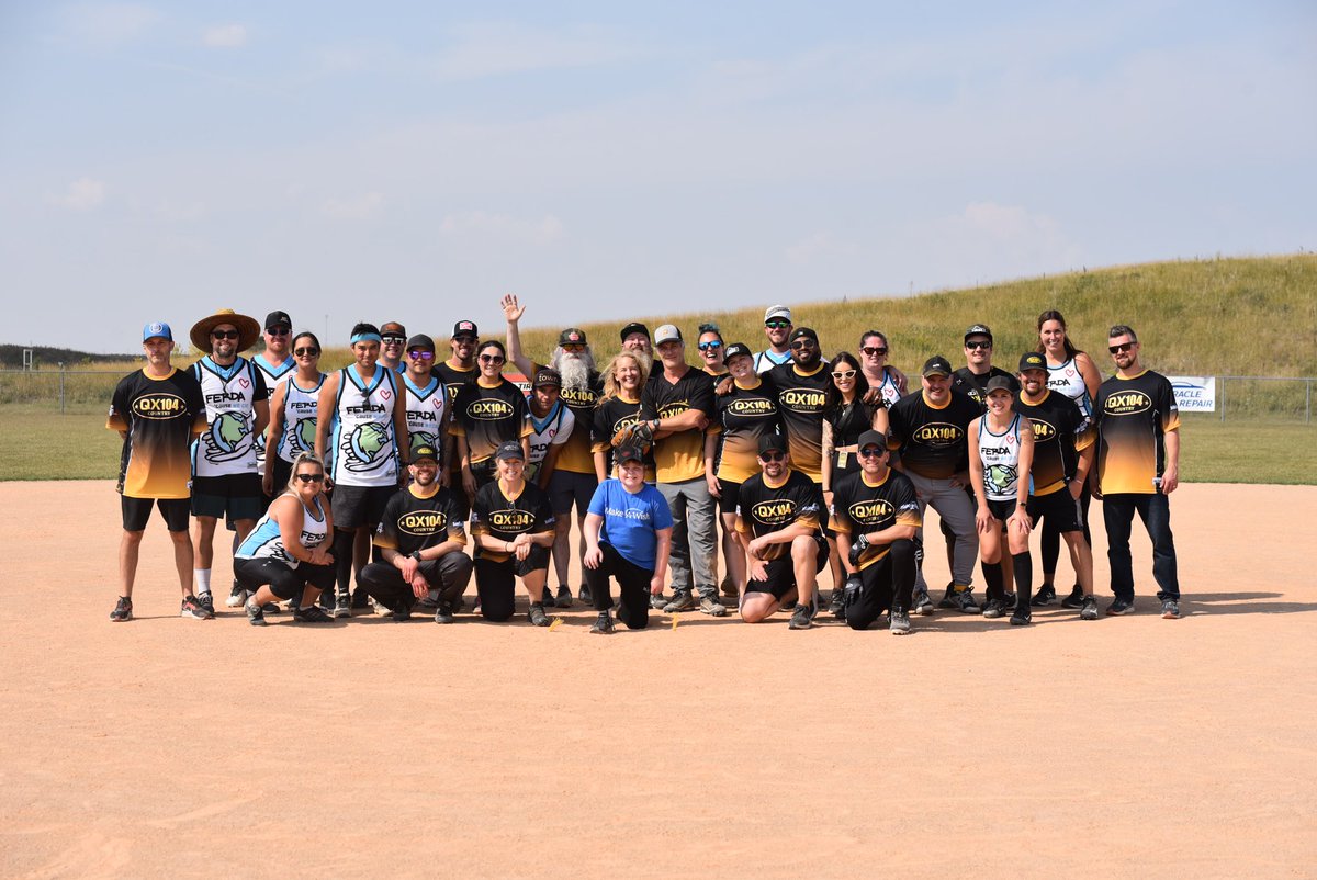 Brody_Jackson's tweet photo. 72 teams raised $85,000 for @MakeAWishMB at the 5th annual #QX104SloPitch4AWish

What a spectacular day. Thank you to @dallassmith @timhicksmusic @washboardunion @jojomasonmusic @washboardunion @KendraKMusic for coming out to support the cause!

So proud of this community. ❤️ https://t.co/O75uQ99aFq