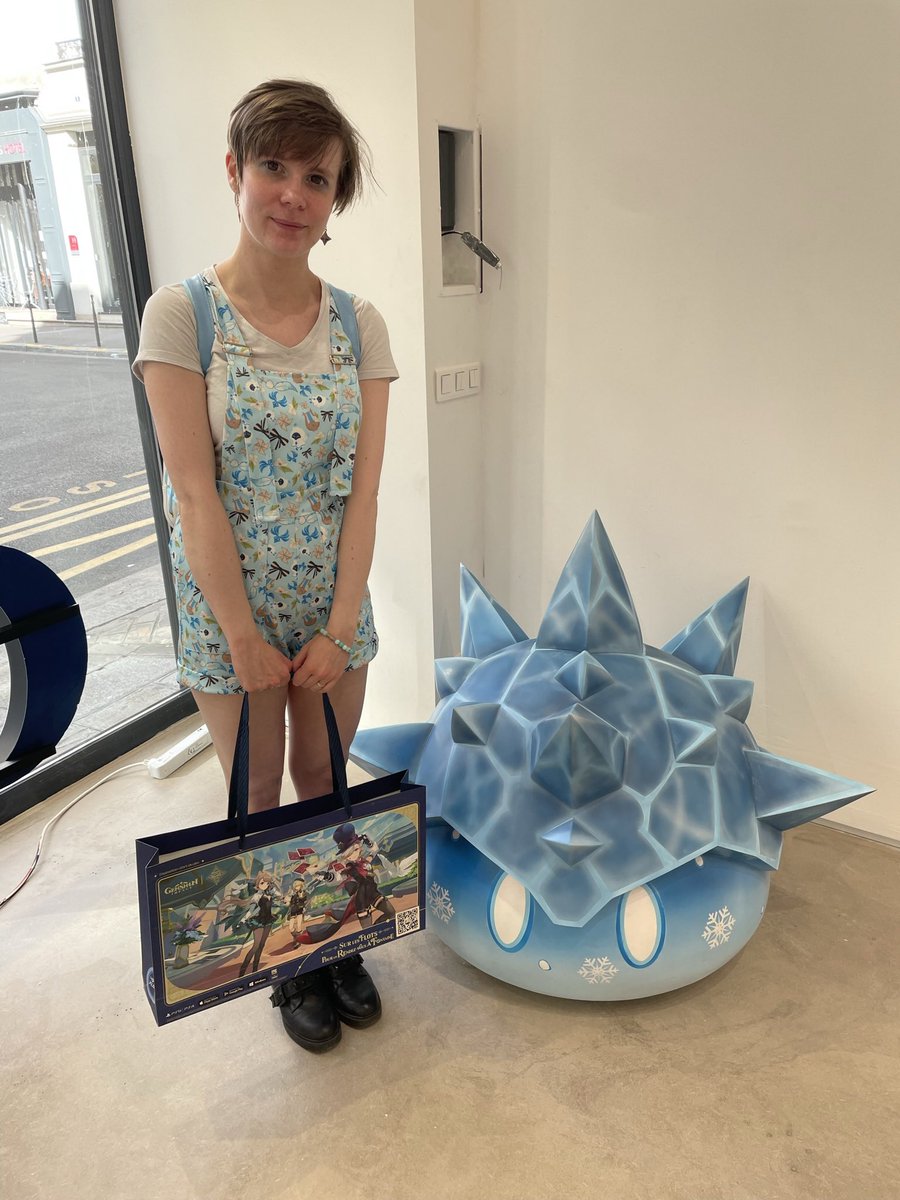 minna_lamb's tweet photo. Some overdue pictures from a spontaneous trip to Paris to attend the Genshin Impact Fontaine exhibit.

Was absolutely magical, loved seeing all the concept art! (Freminet being one of my favourite new characters.)
#Genshin #GenshinImpactFontaine https://t.co/eVipCGqPb6