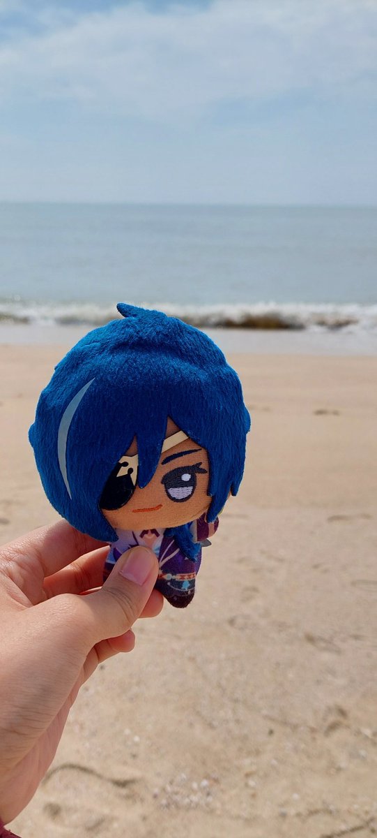 missbebekae's tweet photo. visit to the beach :3 #kaeya https://t.co/LpqFFFCO1Q