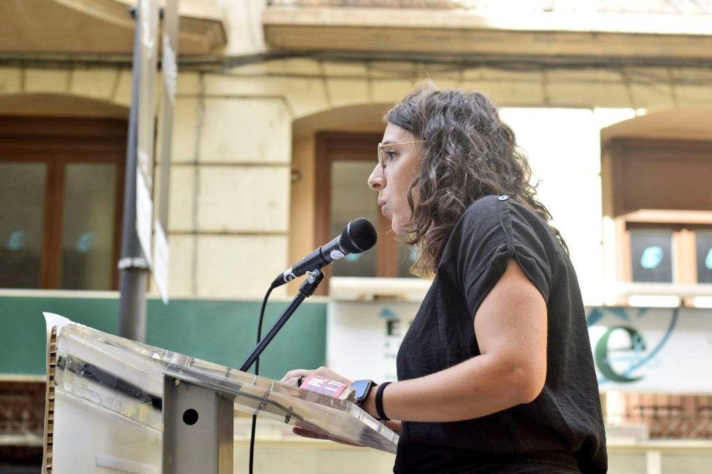 <a href="/carlesral/">Carles Riera</a> <a href="/cupnacional/">CUP Països Catalans</a> <a href="/ArranLleida/">Arran Lleida</a> <a href="/sepcUdL/">SEPC UdL</a> <a href="/Arran_jovent/">Arran</a> <a href="/SEPC_nacional/">SEPC</a> <a href="/CUPLleida/">CUP Lleida</a> Els himnes clouen l'acte de l'Esquerra Independentista. Gràcies al Joan @EstudiFantastic i la Mercè <a href="/MerceCortina/">Mercè Cortina</a> pel seu compromís, i per musicar i conduir l'acte.

Seguim! #11S2023