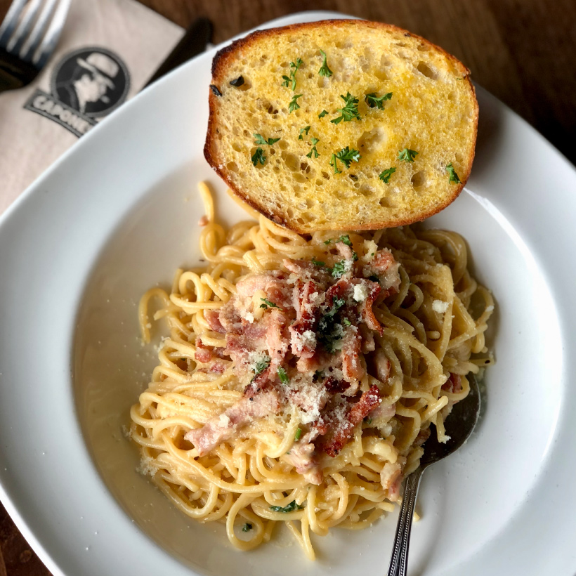 ThisIsGalway's tweet photo. The kids are #BackToSchool but #Capones are helping you have quality time and good value delicious food as KIDS EAT FREE! 🤩🙏
Offer runs Mon-Thurs, 3-5pm until Sep 28. Children aged 12 or under get one free main from the kids menu with every adult main: https://t.co/rlg6fXLmIs https://t.co/7kgvTfgkRe
