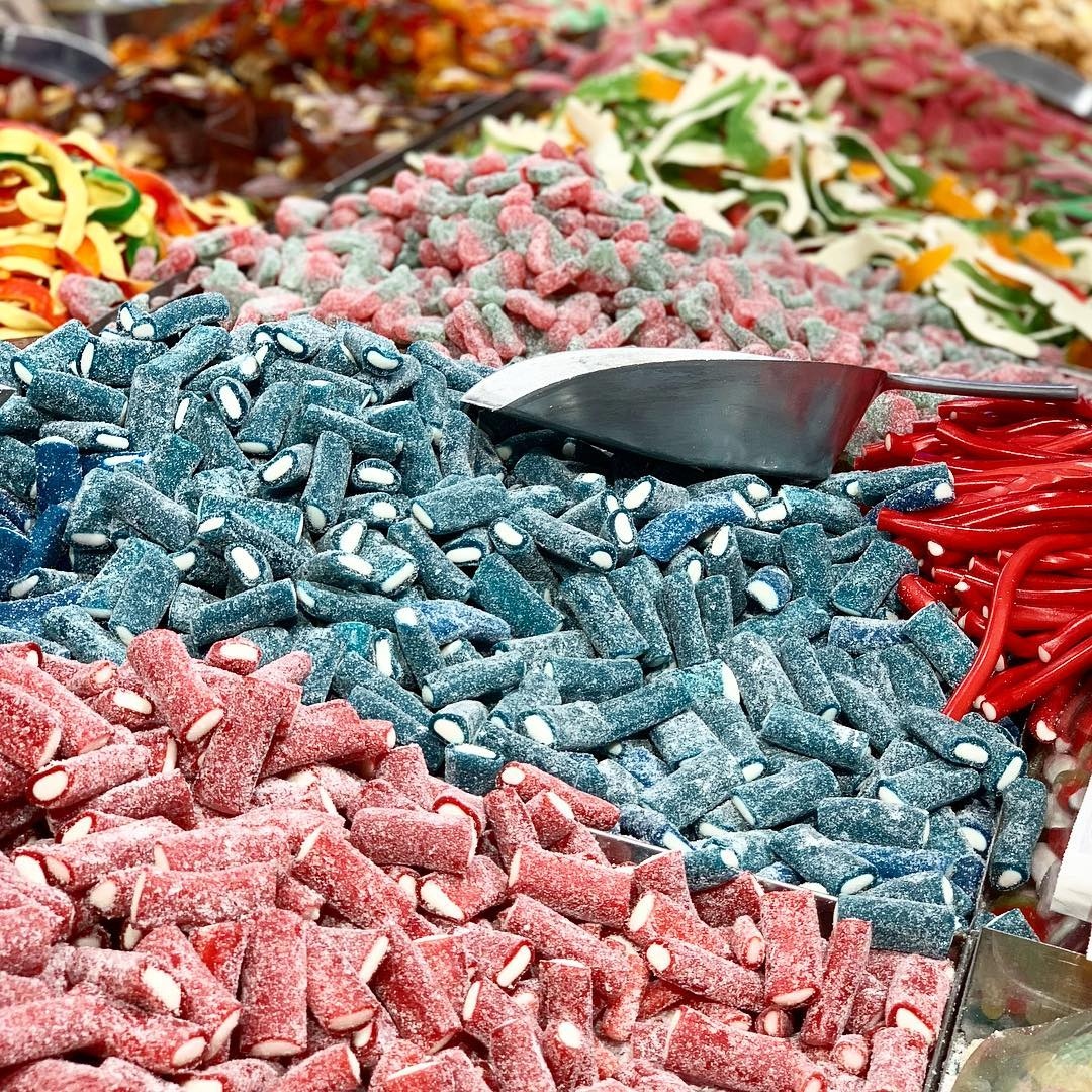 ☀️Happy Monday from everyone here at Kingdom of Sweets!☀️

Have a fabulous and sweet day, why not pop by our store and pick up something delicious!

#kingdomofsweets #sweets #monday