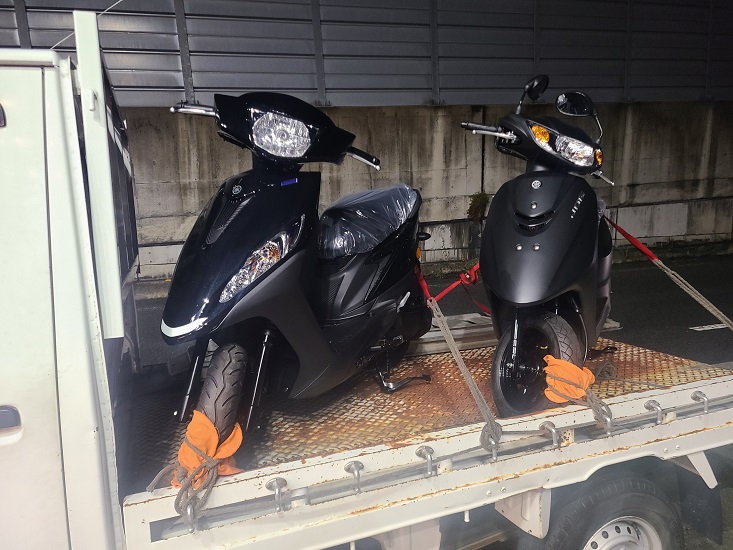 YSPUji2nd's tweet photo. ご契約ありがとうございます😃
JOG-DXのマットブラック、シブいぃ😍
倉庫より転送完了です🛻
JOG125はようやく展示車両が確保出来ました✨
お探しの方是非ご来店ください😊
#YSP宇治
#ご契約ありがとうございます
#JOGDX
#JOG125 https://t.co/BBEPC7dm3a