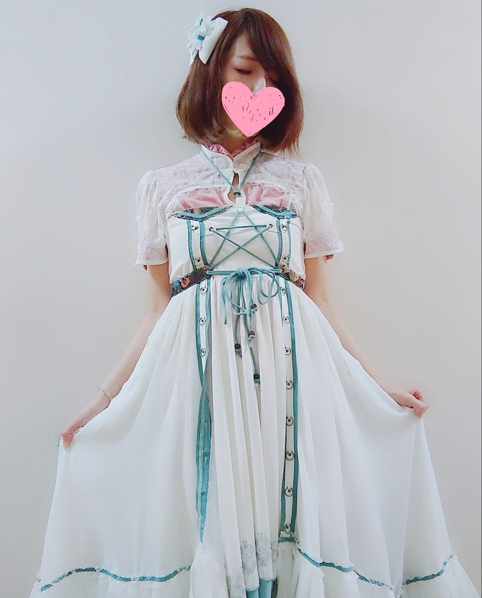 kinoharui_LILAC's tweet photo. 久々の和チャイナ ぱぱっと決めた割りにアクセとの色見合わせられてよかった!緑がかった水色も好きー
お洋服 #ozzon 様
タイツ #abilletage 様
お靴 #MODO 様
アクセ #EULALIA 様 #EternalPond 様 #ふろれすた 様 #銀久 様 #銀の角砂糖 様 #理雪 様 #SesameStone 様
#春依のお洋服 https://t.co/4WrhnAoDgw
