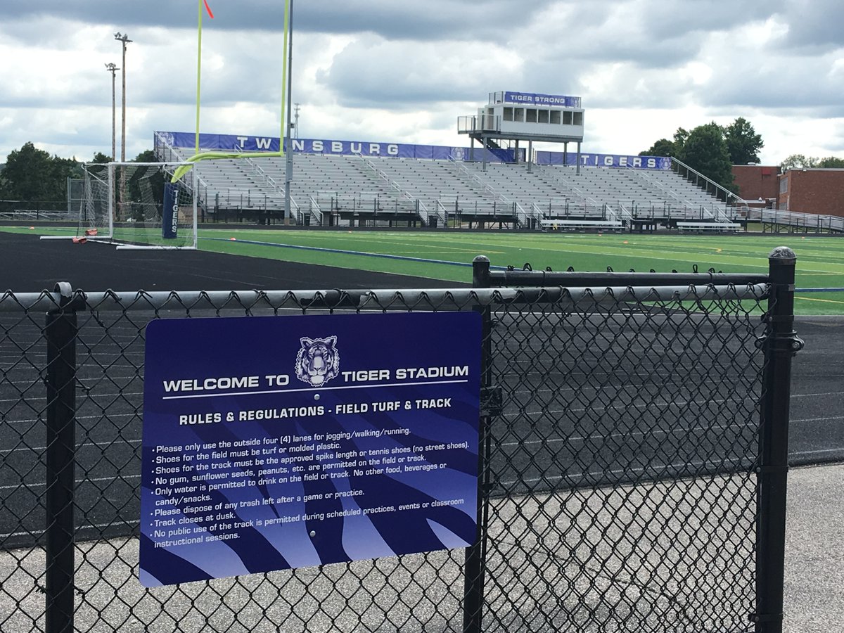 VMSgraphics's tweet image. Our stadium signage is designed to grab attention and deliver messages in a bold and impactful way. Whether you&apos;re promoting a product, boosting brand awareness, or sharing essential information, we have got you covered!
hubs.ly/Q0216ddX0
#WideFormatGraphics #StadiumSignage