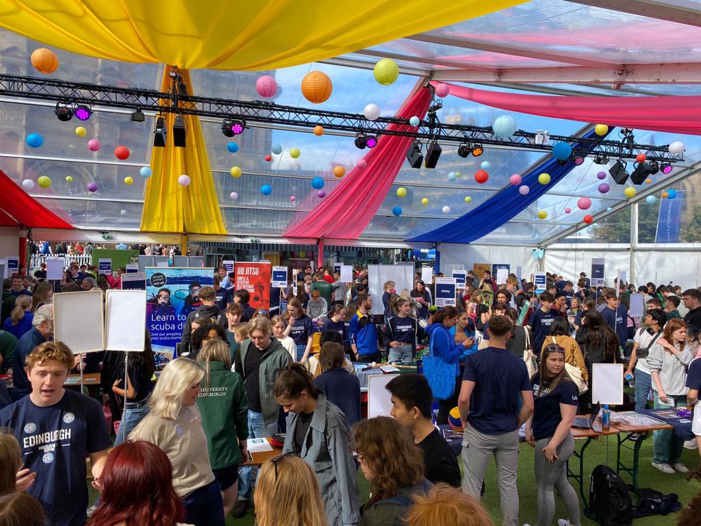 MarkMunro tweet media