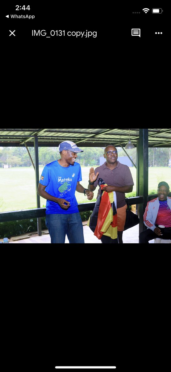 On September 24th & October 8th will be the prestigious #BerlinMarathon23 (where history is made) & #TheChicagoMarathon23 respectively. Here are the UG teams of recreational runners who will carry the flag at those events. We handed it to them after the @teammatooke KLA-EBB Run.