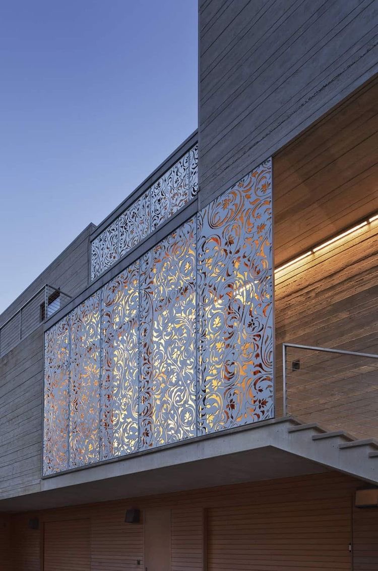 cwh_ng's tweet photo. Transform your outdoor and indoor space with our stunning laser-cut creations. 

Quality meets creativity in every piece we create. 

 Explore our outdoor designs now! 🏡 

FEAR WOMEN | L.A.X | #actress #September11 #art #homedecor #companyinnigeria #interior #housing https://t.co/GDEwQZKa4L