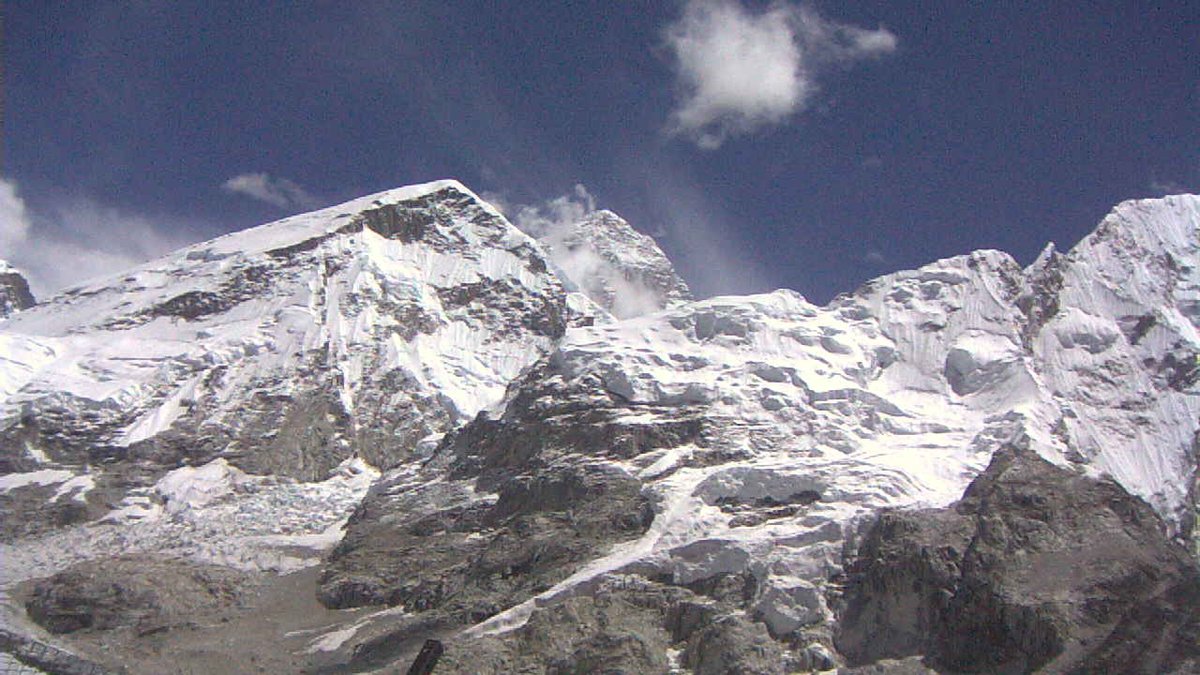 Baker Perry (@bakerperry1) on Twitter photo A nearly clear view of Mount Everest on 3 Sep from the <a href="/InsideNatGeo/">National Geographic Society</a> & <a href="/ROLEX/">ROLEX</a> Base Camp weather station. <a href="/TkrMatthews86/">Tom Matthews</a> <a href="/EVER_WEATHER/">Everest Weather Station Updates</a> <a href="/realglacier/">Mauri Pelto</a> <a href="/AaronPutnam14/">Aaron Putnam</a> <a href="/AriKhadka1/">Arbindra Khadka</a> <a href="/BinodClimate/">Binod Pokharel</a> <a href="/NirakaarThapa/">NIRAKAR</a> <a href="/ten10zing92/">Tenzing C. Sherpa</a> <a href="/TenzingGyalzen/">Tenzing99</a> @DrAuroraElmore <a href="/appstate/">Appalachian State</a> <a href="/MWObs/">Mount Washington Observatory (MWOBS)</a> <a href="/appstateghypln/">Appalachian State Geography & Planning</a> A nearly clear view of Mount Everest on 3 Sep from the <a href="/InsideNatGeo/">National Geographic Society</a> & <a href="/ROLEX/">ROLEX</a> Base Camp weather station. <a href="/TkrMatthews86/">Tom Matthews</a> <a href="/EVER_WEATHER/">Everest Weather Station Updates</a> <a href="/realglacier/">Mauri Pelto</a> <a href="/AaronPutnam14/">Aaron Putnam</a> <a href="/AriKhadka1/">Arbindra Khadka</a> <a href="/BinodClimate/">Binod Pokharel</a> <a href="/NirakaarThapa/">NIRAKAR</a> <a href="/ten10zing92/">Tenzing C. Sherpa</a> <a href="/TenzingGyalzen/">Tenzing99</a> @DrAuroraElmore <a href="/appstate/">Appalachian State</a> <a href="/MWObs/">Mount Washington Observatory (MWOBS)</a> <a href="/appstateghypln/">Appalachian State Geography & Planning</a>