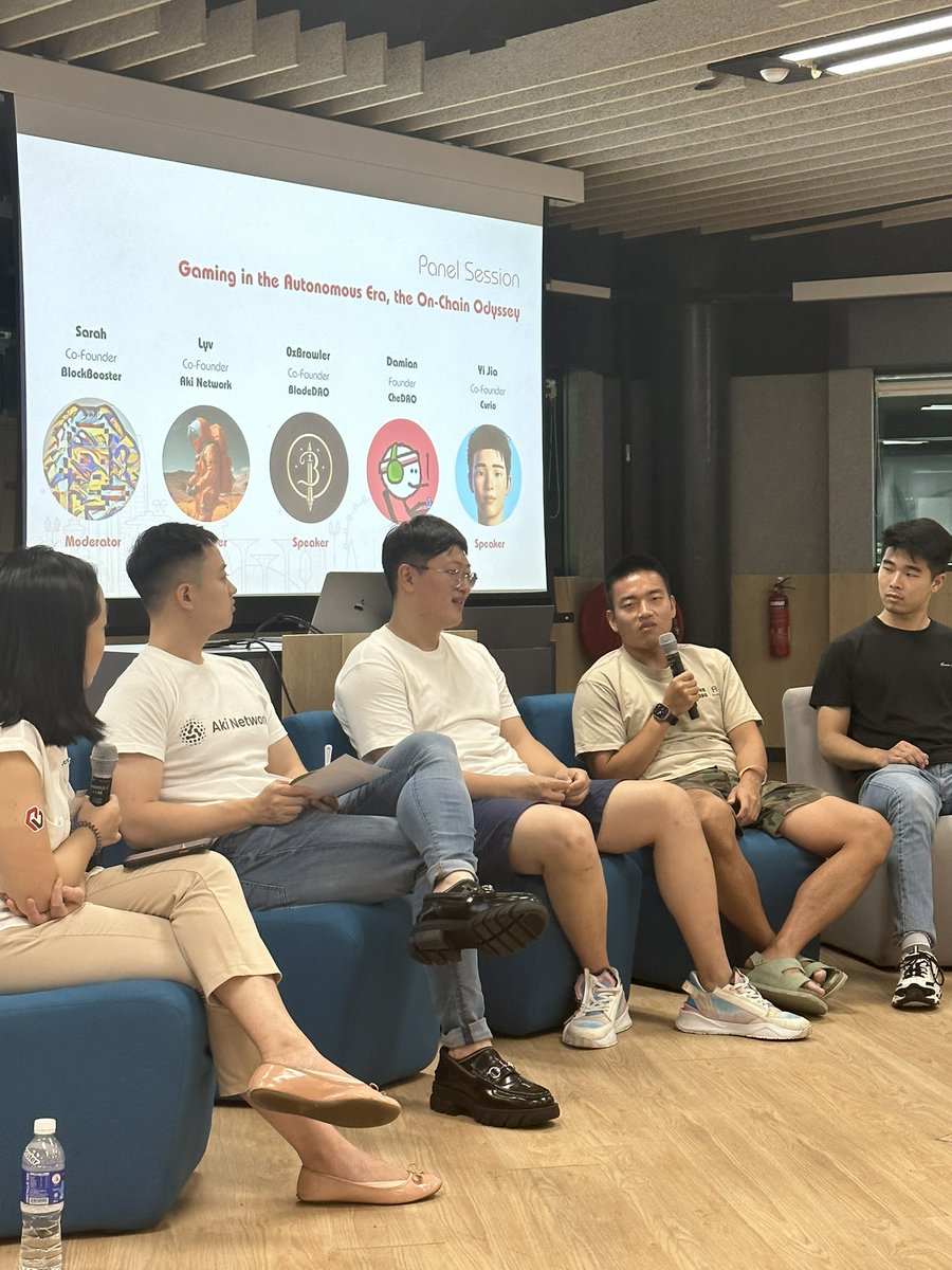 IndyPenMedia's tweet photo. Well folks that’s a wrap from me (@arlery) today!
Lots of interesting convos, connections, and community talk at @schellingpoint_ today. Excited to share more from 🇸🇬over the next few days! 🥳🥳🚨🚨📰
#BPinSG https://t.co/zTMtkbg5v3