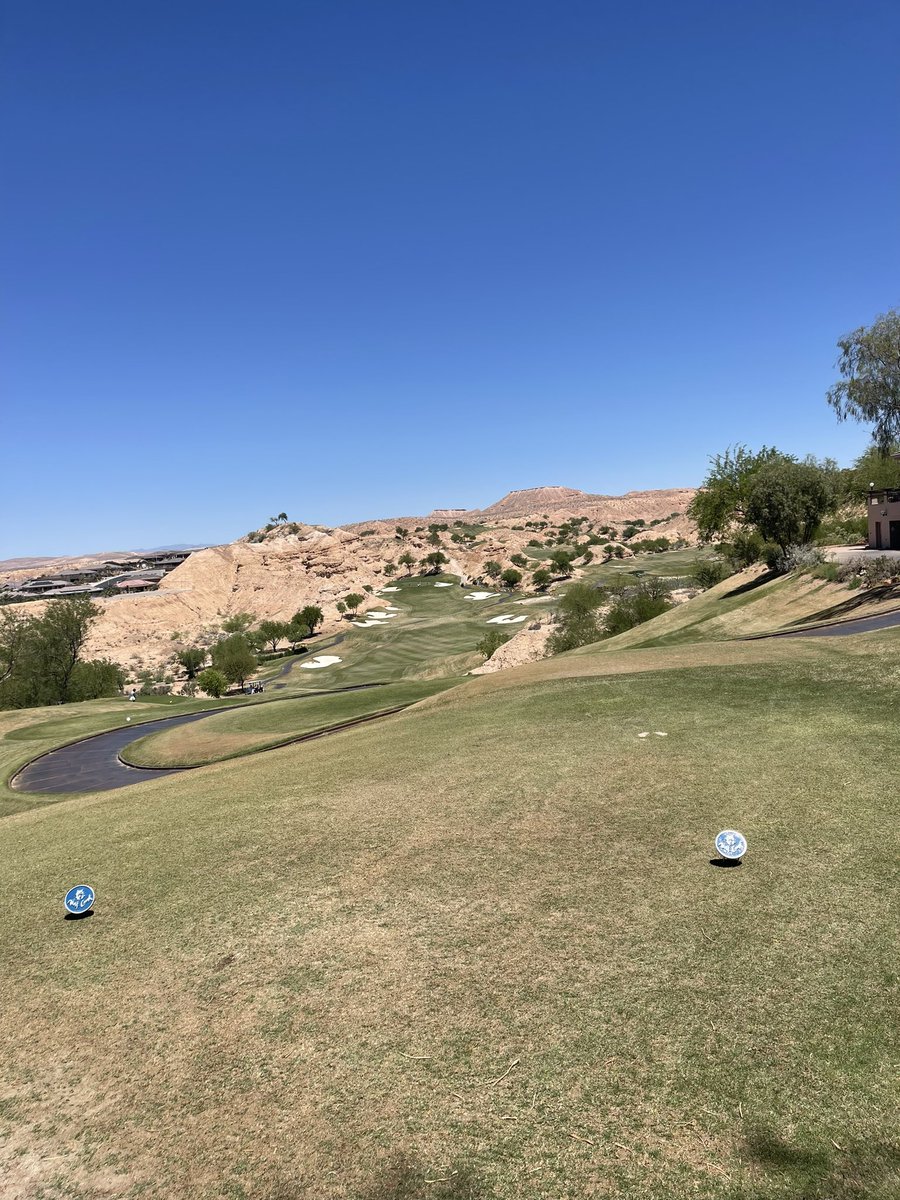 Rhwills1's tweet photo. @SkySportsGolf @SkySports Wolf Creek Golf Club - Mesquite, Nevada https://t.co/AnDzmmiYwp