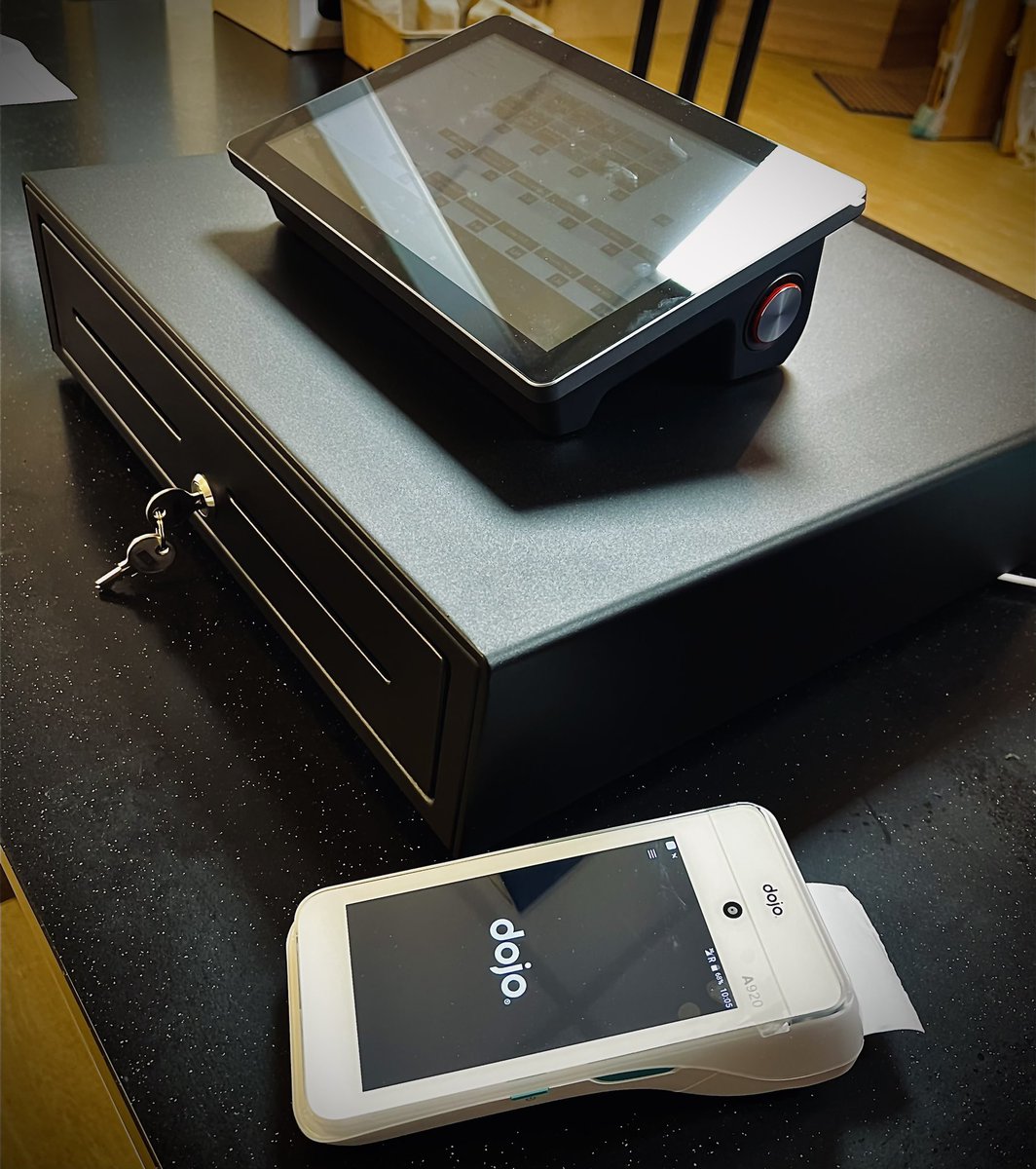 LtdEcr's tweet photo. Coffee shop point of sale with integrated payment terminals.

Costly mistakes are eliminated. https://t.co/i6BoursKNd