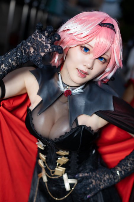 Twitterのコスプレ画像19