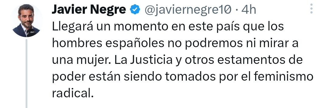 veganibalecter's tweet photo. No conozco ni a un solo tío decente preocupado porque le denuncien por acoso sexual. Quizás, los babosos como Negre, los que no aceptan un no por respuesta, los que mandan fotopollas a tías sin venir a cuento, los que te meten mano en el bus, los que se tocan delante tuya, los https://t.co/ZH4D8Y77On