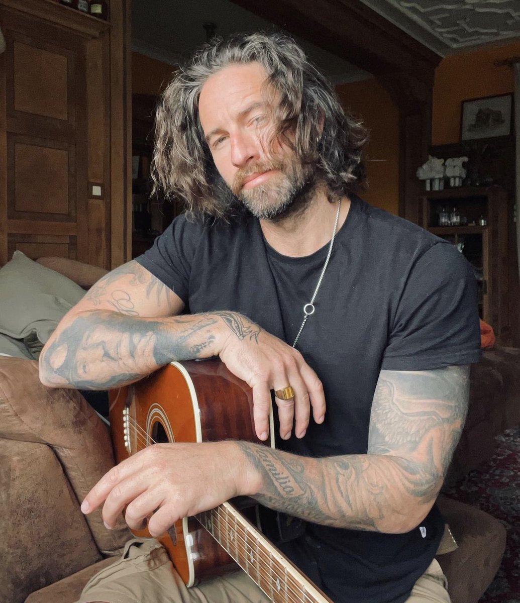 #mcm 

thank you to my man’s, looking good enough to eat daddy. I love you to the moon and back, and once you get better I’ll make up for lost time. 

@Haverf0rd