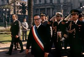 “Colocado en un tránsito histórico, pagaré con mi vida la lealtad del pueblo”.
Salvador Allende
#NoAlFascismo 
#Artemisa