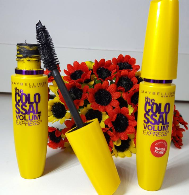 Máscara de Cílios, Maybelline The Colossal Lavável Volum’ Expess, Preto