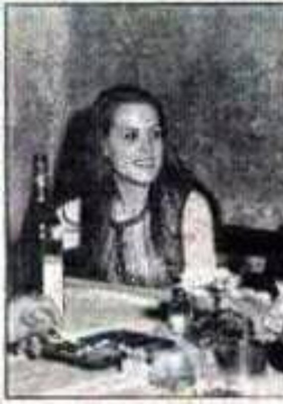 mainoshree1's tweet photo. @total_woke_ @SpiritOfCongres If only PM Modi had visited the bar where I was employed & learnt how to hold a glass from me!
I've broken the Glad ceiling when it comes to Employment opportunities!
#MainoTweets
https://t.co/DMrZnE3VZG https://t.co/yIanNjVjYn