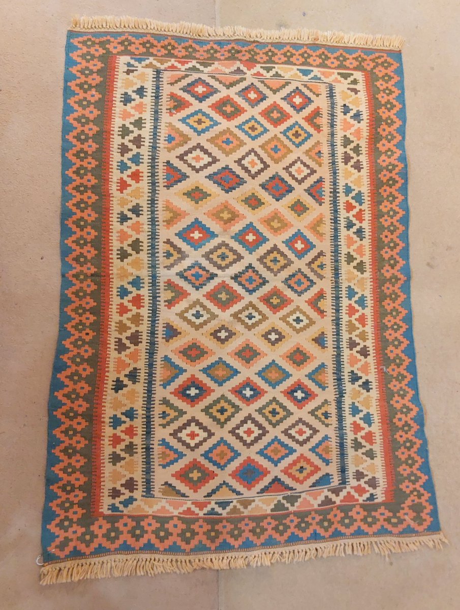 eversleybarn's tweet photo. #kilims #grandtourintaglio #lionoflucern #bronzeboar #carvednutanimals #judismithantiques #eversleybarnantiques https://t.co/rmk9yNoqrq