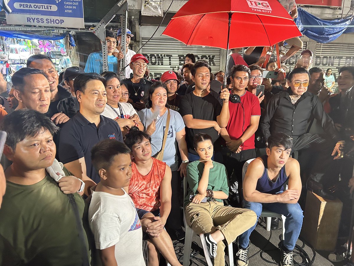 purelycat888's tweet photo. RT @BarbieNatics: Nakatutok na ba ang lahat? Kasabay natin ang Team MSKM! 💪🏻 

#MSKMWorldPremiere
#BarbieForteza https://t.co/D1PvM4yZZs