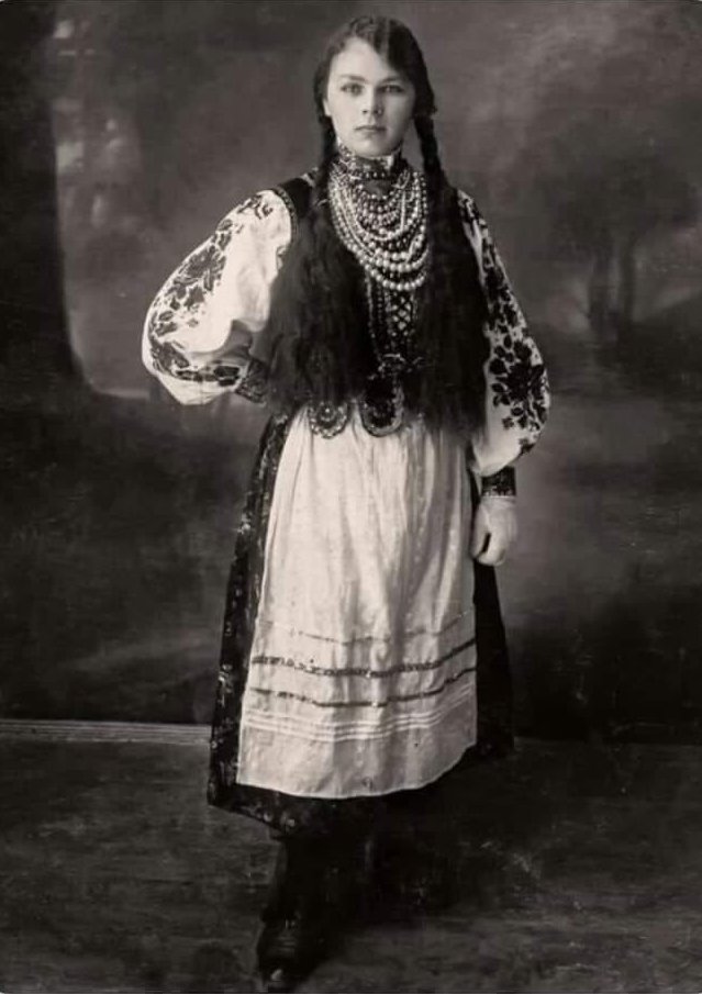 balakanyna's tweet photo. Bakhmut (Donetsk Oblast, Ukraine) '1910s https://t.co/jX470iBIQ1