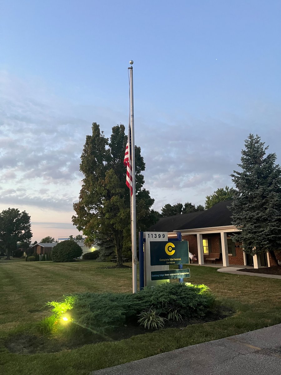 MechConstruct4u's tweet photo. In remembrance #NeverForget  #September11 https://t.co/M8OOLEslkK