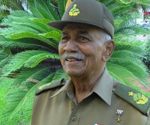 japortalmiranda's tweet photo. Catorce años después de la desaparición física del Comandante Juan Almeida Bosque, #Cuba lo recuerda como un luchador incansable, un revolucionario leal y un gran amigo.

Su compromiso, entrega y valentía siguen siendo ejemplo que inspira. 🇨🇺 https://t.co/ExuJoZtIjp