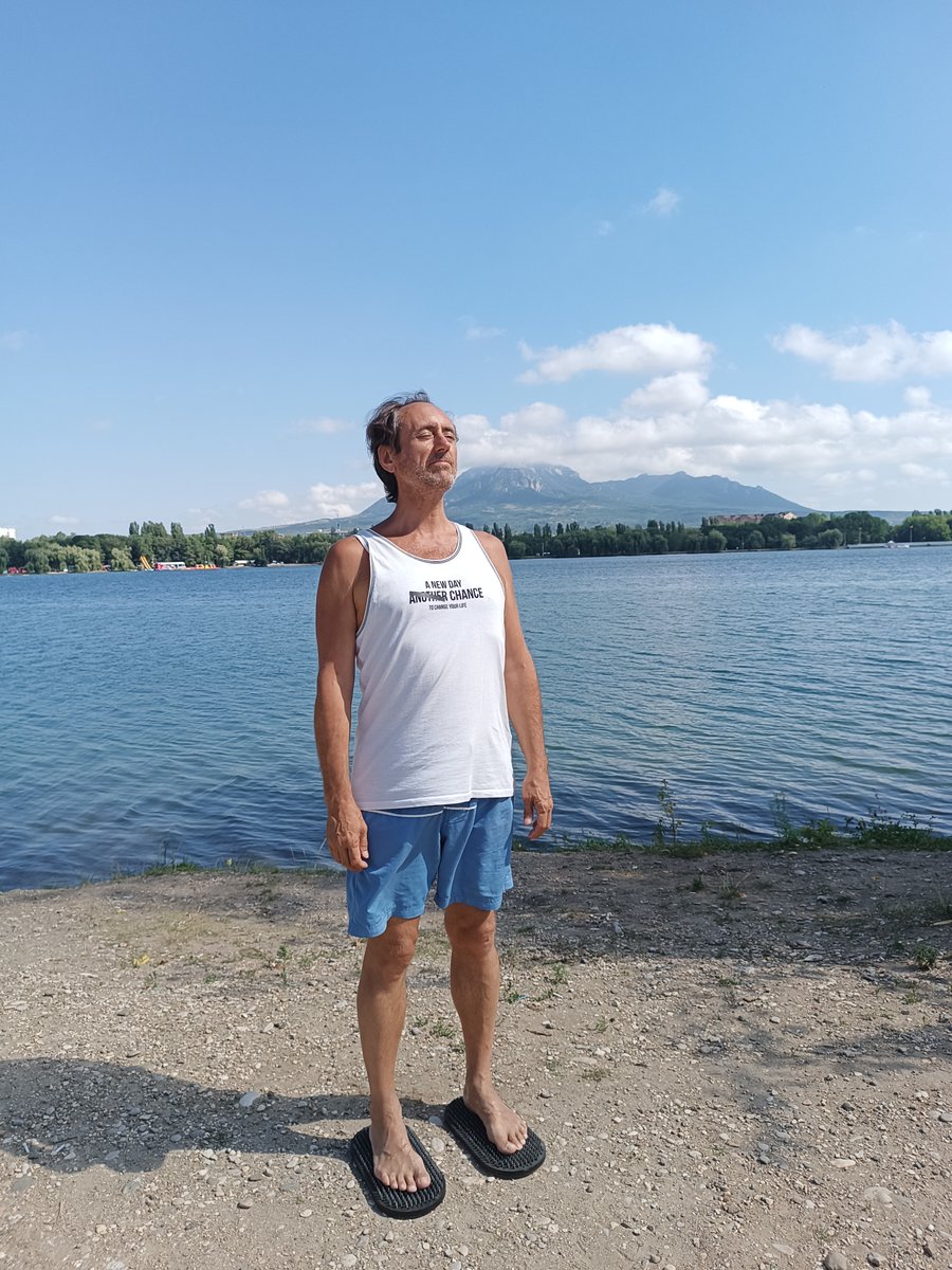 SadhuExpert's tweet image. Доброго времени суток, друзья!  
Сегодня я хочу поделиться с вами своим удивительным опытом - стоянием на гвоздях. За первый месяц этой практики со мной произошло столько событий, что я просто не могу промолчать об этом. 
Источник: sadhuexpert.ru/praktika-gvozd…
#гвоздестояние