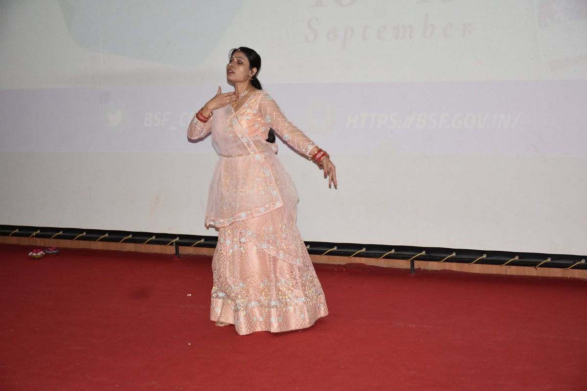 BSF_CEDCO's tweet photo. #BWWAWeek
-:BWWA Day Celebration:-
Dancing & Singing Competition of BWWA members was organized today. Smt Elizabeth Eapen, #BWWA President, CEDCO #BSF graced the occasion and judged the competition.
Here are some glimpses of the event.
#FirstLineofDefence
#SeemaBhawani https://t.co/r5SxjGsfP4