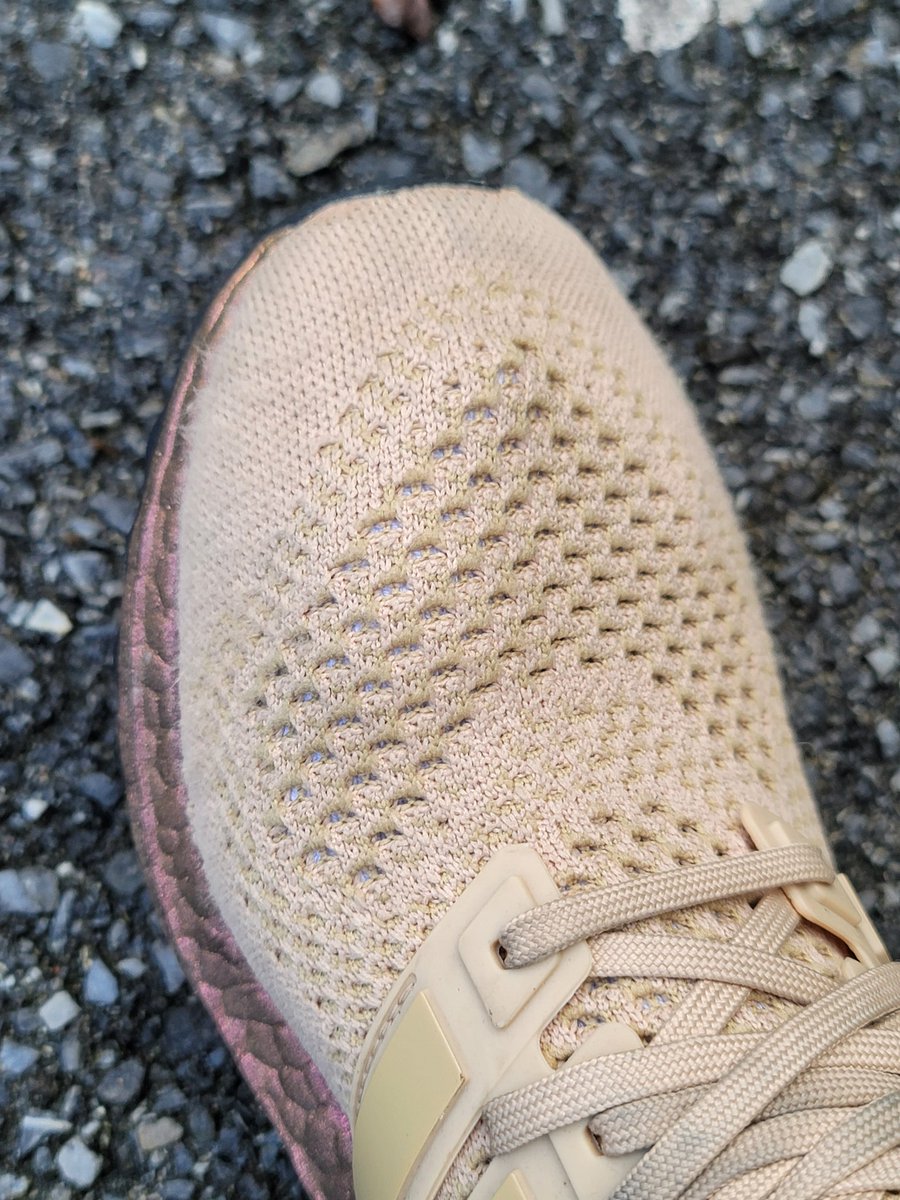 I know I've talked a lot about Adidas and their tech.

But it's not just the Boost and Bounce midsole tech- their Primeknit outers are crazy good. The performance is unmatched IMO.