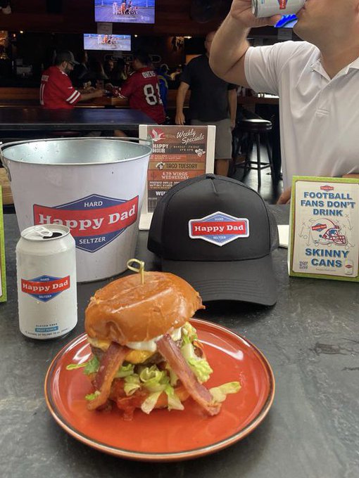 Shout-out to the bars, stadiums and stores who believe @happydad is the best drink to enjoy during football