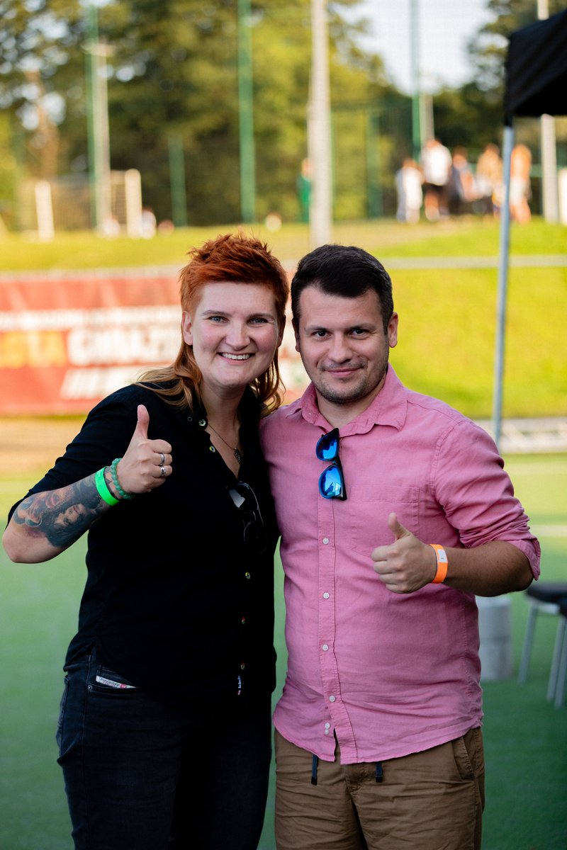 PoslinskiNet's tweet photo. 🚀 Kicked off @bbdays4 Festival with @bbq4it at @RekordSi! Celebrating food & IT in #BielskoBiała🍖.
Shoutout to speakers: @kkedzierski87, @beatkalipska & @JerzySobieniak ✌️.
Discover why Podbeskidzie is IT's hotspot.
Updates👉 https://t.co/SsqBLePltR
#BBDays4IT #BBQ4IT https://t.co/4WLNVStllA