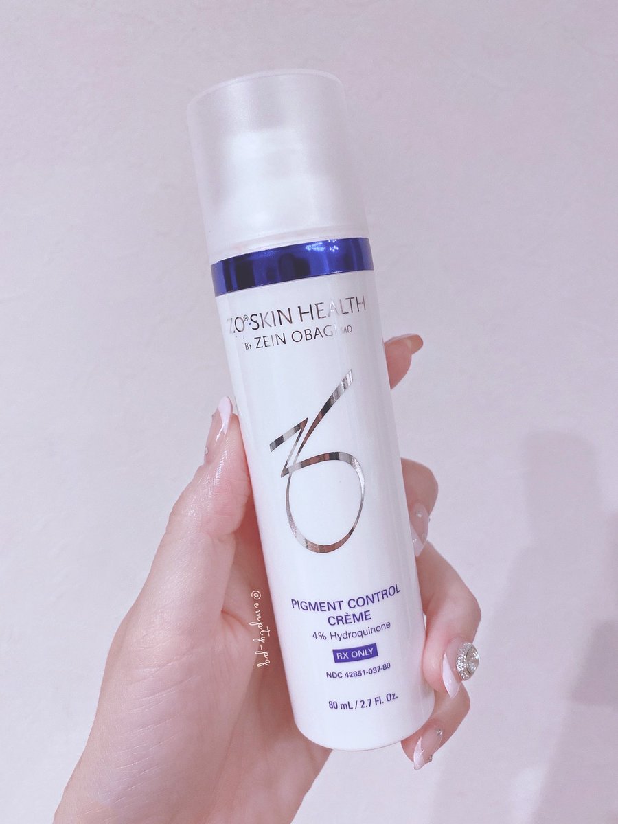 最近夜だけクリニックで買ったゼオスキンをスキンケアに追加したけど、調子良くて肌荒れナシのつるつるお肌を維持してる。赤みもナシ。肌に合ってるんだろうな。嬉しい。
朝は夜塗ったゼオスキンとかを優しくよく洗って保温系とビタミン、余裕があればパックしてからのメイク。