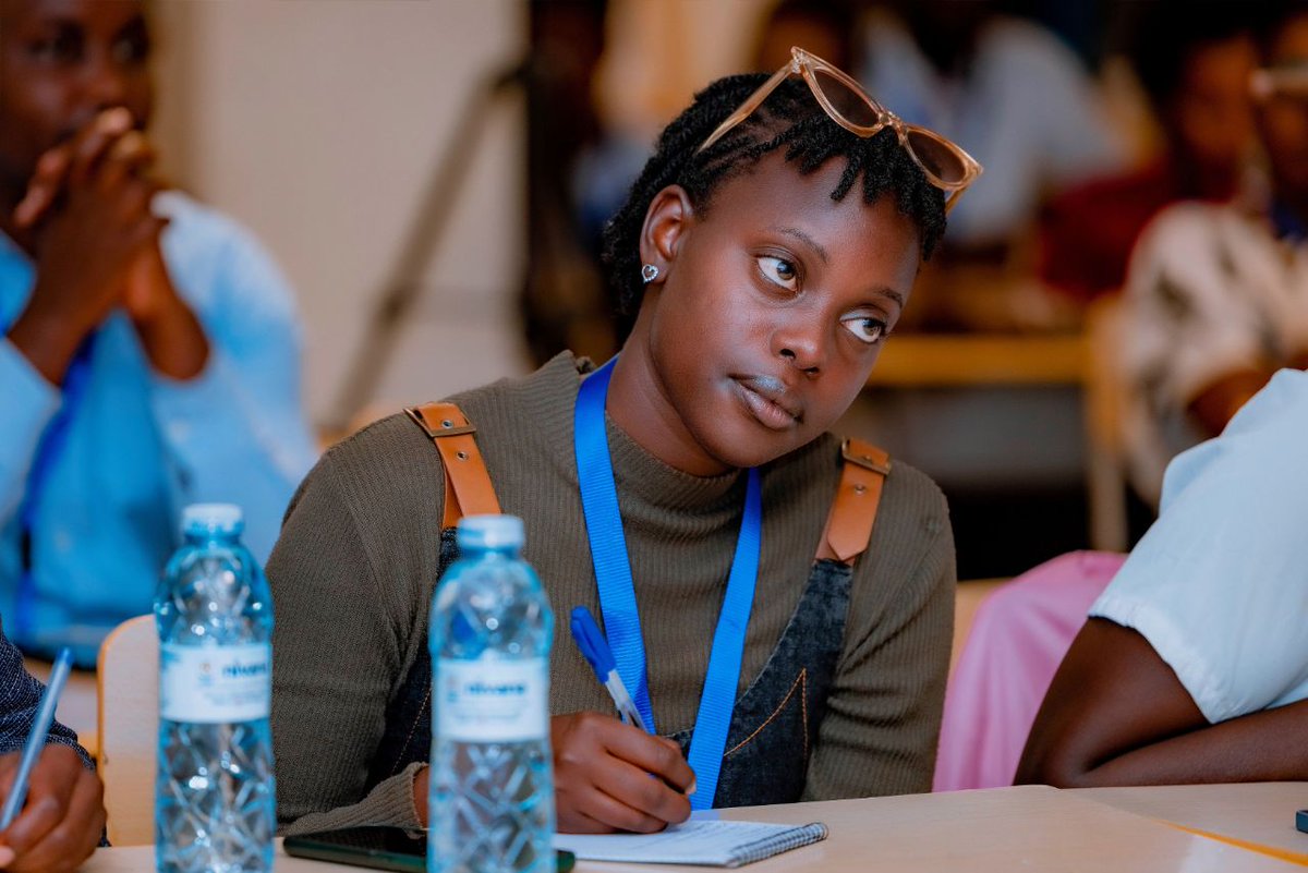 AyebareDenise's tweet photo. Engaging minds and shaping futures. Honored to have Judged at the East African University Debate Championship in Kigali under the theme of "Making young people the wheel of the people led economic community"  #EAUDC #KigaliDebate https://t.co/WXL2fXDIsM
